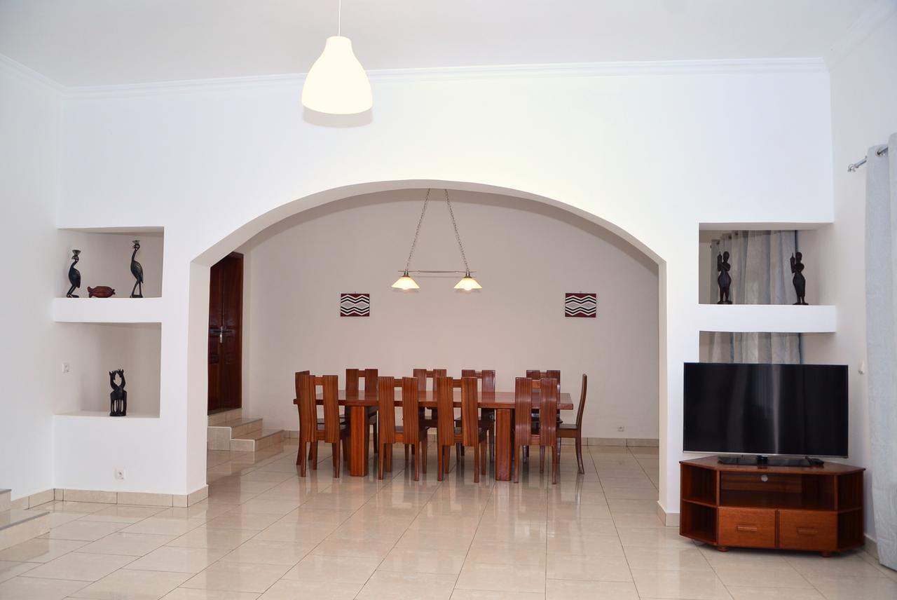 Hotel Maisons-Sifa Butare Luaran gambar