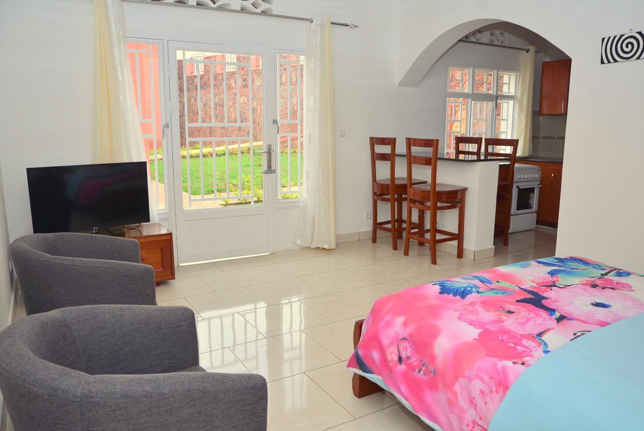 Hotel Maisons-Sifa Butare Luaran gambar