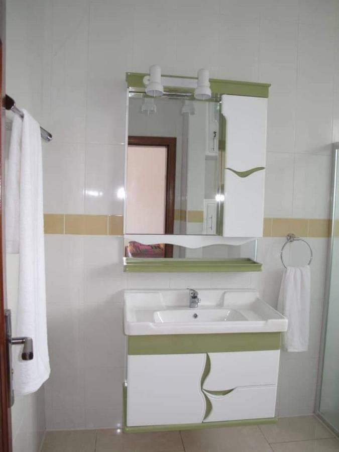 Hotel Maisons-Sifa Butare Luaran gambar